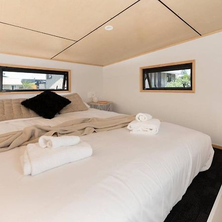 Villa Cozy Tiny House Hideaway Tauranga Exterior foto